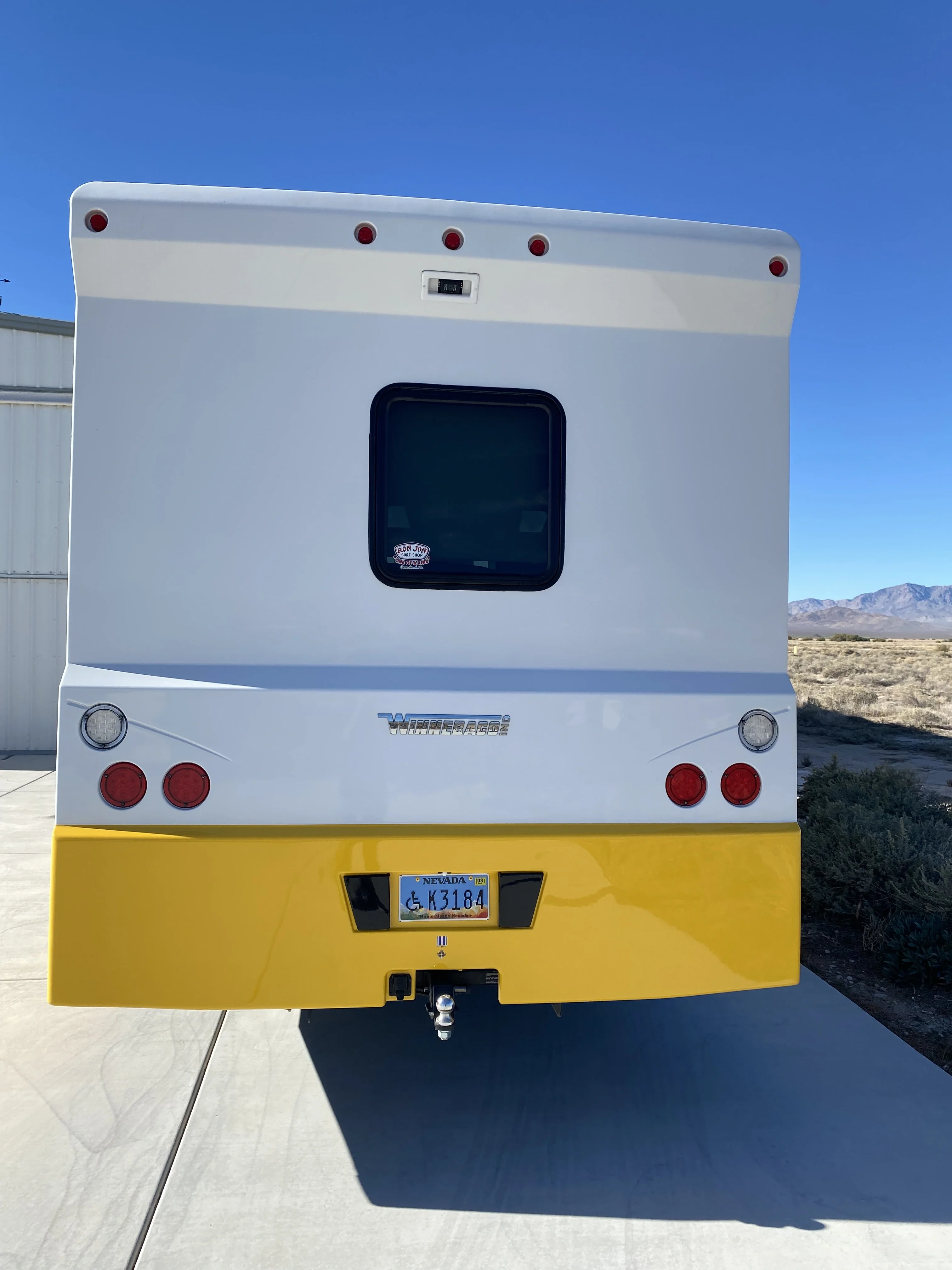 2015 WINNEBAGO BRAVE exterior