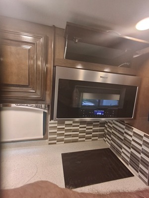 2019 THOR MOTOR COACH PALAZZO photo 23