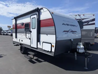Used 2025 Prime Time Avenger 16BH