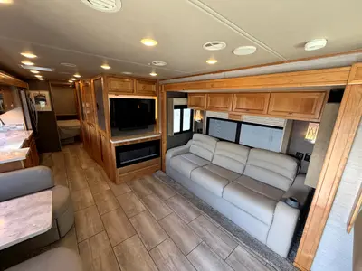 2022 Tiffin Motorhomes Open Road Allegro photo 8
