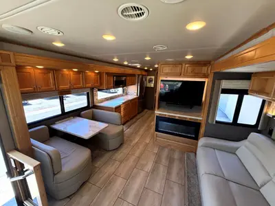 2022 Tiffin Motorhomes Open Road Allegro photo 9