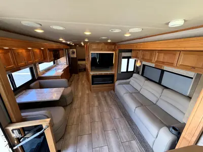2022 Tiffin Motorhomes Open Road Allegro photo 10
