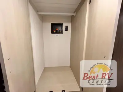 2027 Forest River Cherokee Alpha Wolf photo 40