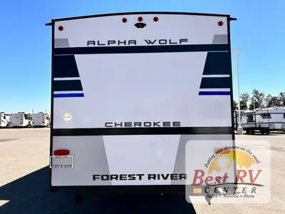 2027 Forest River Cherokee Alpha Wolf photo 6