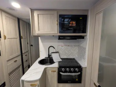 2027 Coachmen Cross Trail photo 24