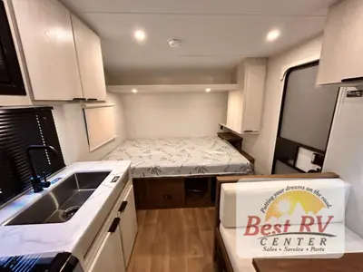2027 Winnebago Access photo 37