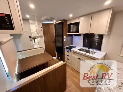 2027 Winnebago Access photo 9