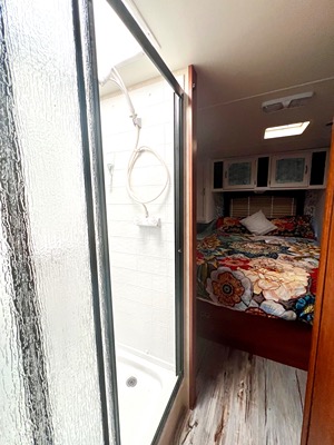 2011 COACHMEN FREELANDER photo 10