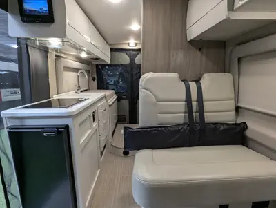 2023 Thor Motor Coach Rize photo 23
