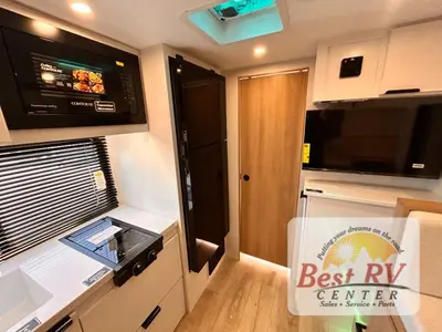 2027 Winnebago Micro Minnie photo 29