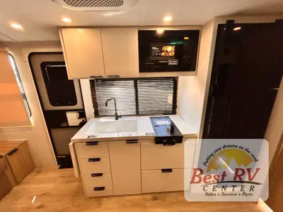2027 Winnebago Micro Minnie photo 21