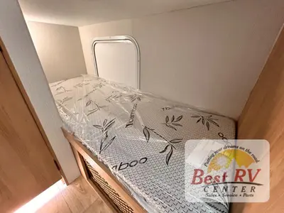 2027 Winnebago Micro Minnie photo 32