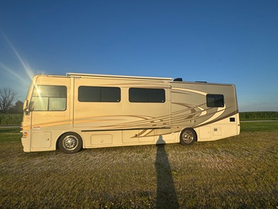 Used 2013 Thor Motor Coach Palazzo 33 1