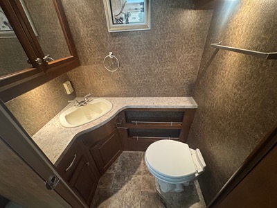 2013 THOR MOTOR COACH PALAZZO photo 15