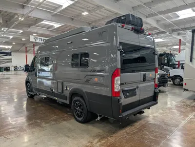 2027 Winnebago Solis photo 7