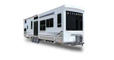 2027 Alliance RV Benchmark photo 3