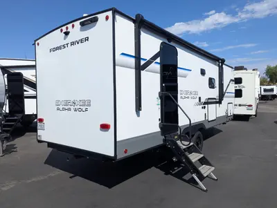 2025 Forest River Cherokee Alpha Wolf photo 10