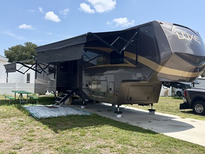 2021 LUXE GOLD photo 24