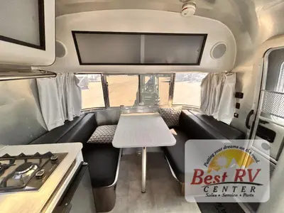 2024 Airstream Caravel photo 10