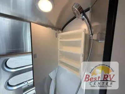 2024 Airstream Caravel photo 25