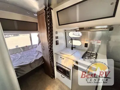 2024 Airstream Caravel photo 14