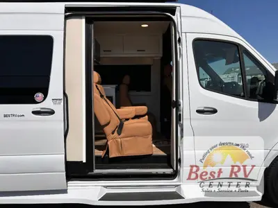 2025 Coachmen Galleria photo 11