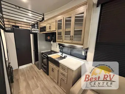 2027 Forest River Cascade photo 35