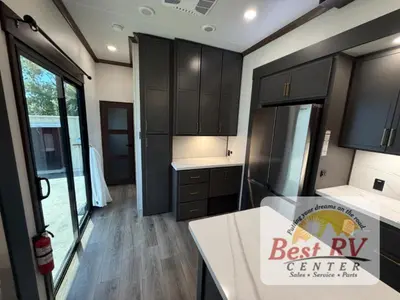 2027 Forest River Cedar Creek Cottage photo 32