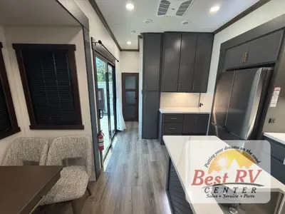 2027 Forest River Cedar Creek Cottage photo 31