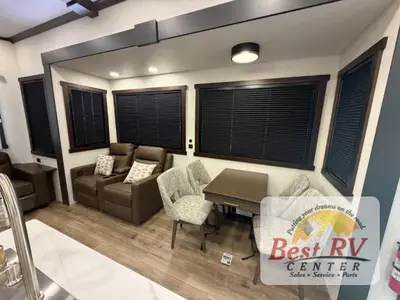 2027 Forest River Cedar Creek Cottage photo 38