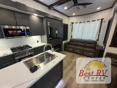 2027 Forest River Cedar Creek Cottage photo 44