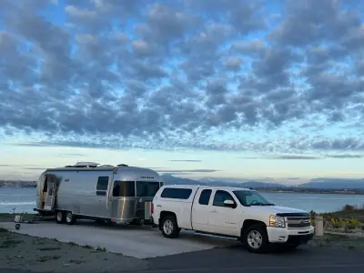 Used 2016 Airstream International Signature 27FB Signature