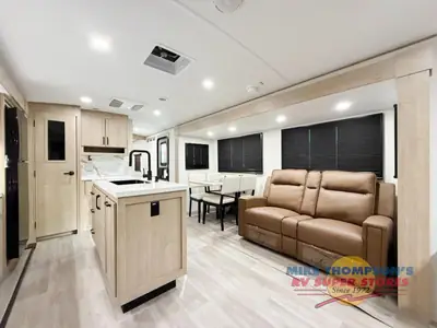 2026 Grand Design Imagine photo 19
