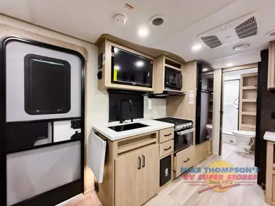2026 Grand Design Imagine XLS photo 10