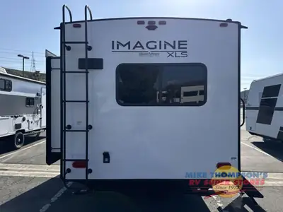 2026 Grand Design Imagine XLS photo 13