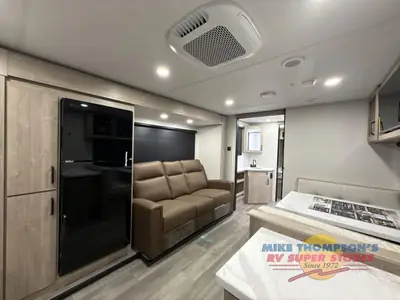 2026 Grand Design Imagine XLS photo 15