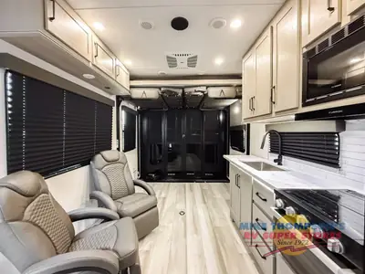 2026 Grand Design Momentum G-Class photo 8