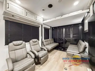 2026 Grand Design Momentum G-Class photo 10