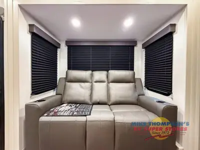 2026 Grand Design Momentum G-Class photo 13