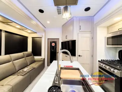 2026 Grand Design Momentum M-Class photo 6