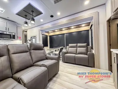 2026 Grand Design Momentum M-Class photo 16