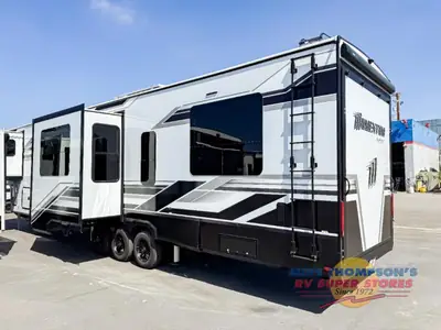 2026 Grand Design Momentum M-Class photo 4