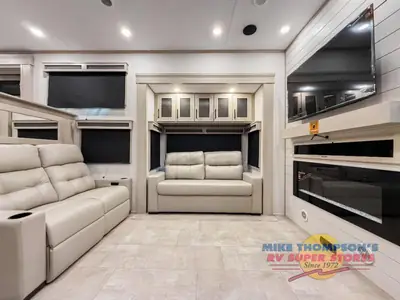 2026 Grand Design Solitude photo 11