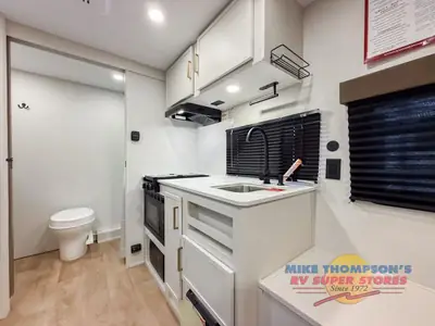 2026 Grand Design Transcend One photo 9
