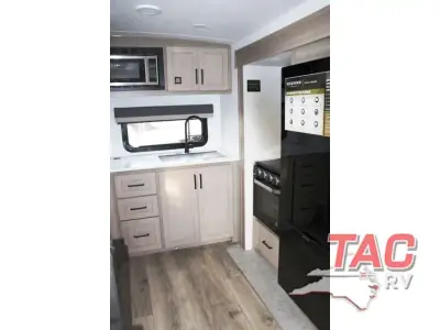 2026 Forest River Rockwood Mini Lite 2522FB photo 17