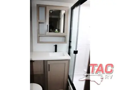 2026 Forest River Rockwood Mini Lite 2522FB photo 19