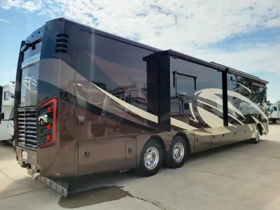 2019 Entegra Coach Insignia 44B photo 4