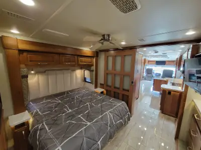 2019 Entegra Coach Insignia 44B photo 16