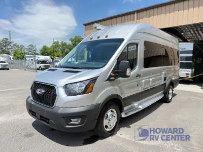 2027 Pleasure-Way Ontour 2.2 AWD photo 3