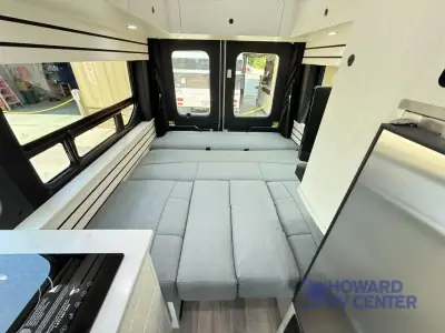 2027 Pleasure-Way Ontour 2.2 AWD photo 23
